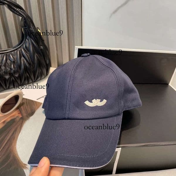 chan Casquette designer cc caps Luxe Unisex Baseball Cap Solid Color Simple Embroidered Hat Daily high quality caps Sports Travel Beach Sun Hat 49d