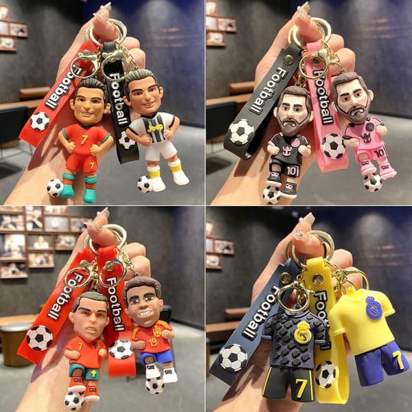 Designer Football Phone Case Hanging Rope Fashion Styling Cristiano Ronaldo And Messi Keychain World Cup Star Jersey Figurine Keychain Fan Gift Football Pendant
