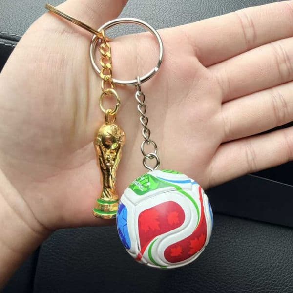 Football keychain for the 2026 World Cup the US Canada and Mexico new souvenir accessories fan merchandise exquisite L260612S7IX
