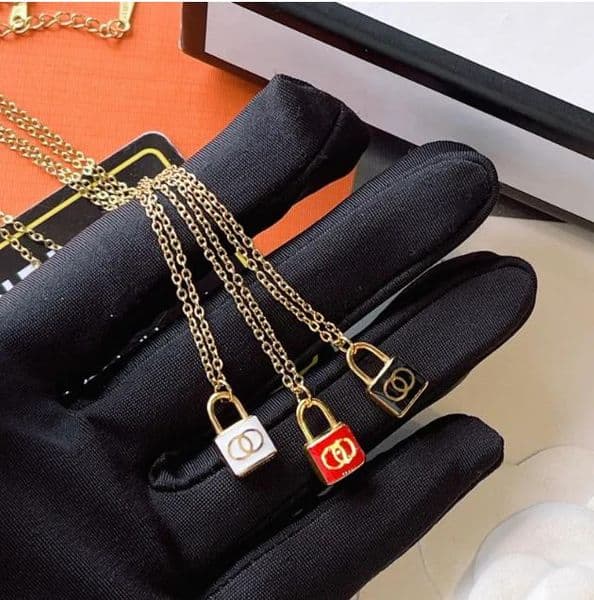 Newest Designer Stainless Steel 18K Gold Plated Letter Necklace Stainless Steel Pendant Unisex Diamond insert Chains Necklace Wedding Festival Gifts