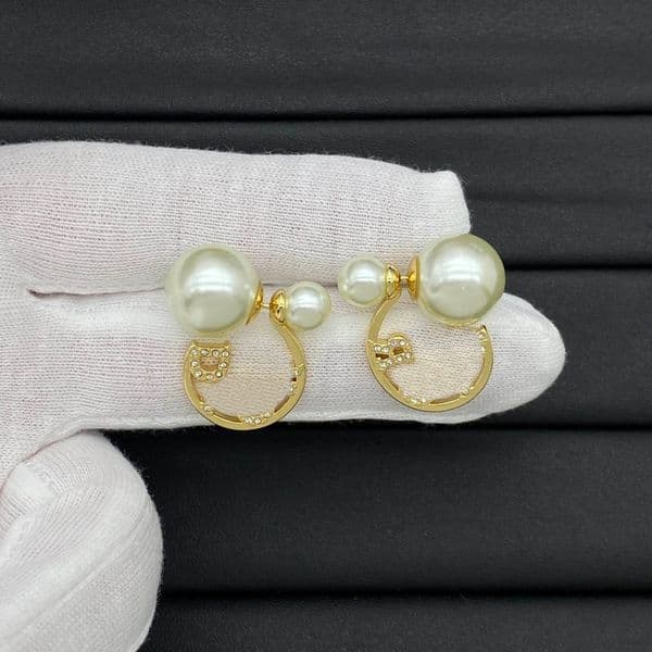 Luxery Vintage Half Circle Crystal Letter Earrings Two Sides Pearl Design Gold Tone Paved Zircon Elegant Ladies Daily Wear Ear Studs Gift