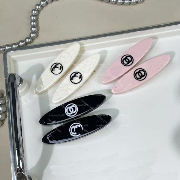 Fashion Designer Letter Hair Clip Barrette for Charm Women Hair Claw Fashion Hairpin Hair Accessory