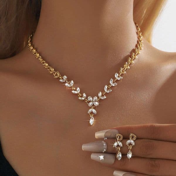 3pcs crystal flower jewelry set, gold plated necklace earrings bracelet, women's wedding banquet jewelry, light luxury collarbone chain