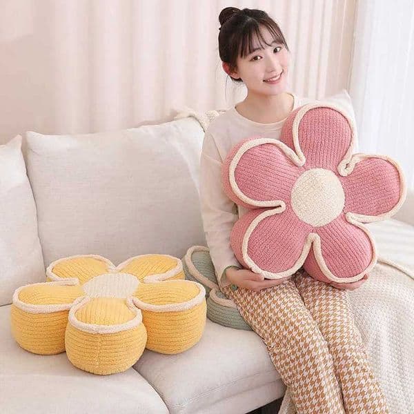 Lifelike Sunflower Seat Cushion Plush Plant Pillow Down Cotton Filled Yellow Pink Beige Chair Flower Pillow Valentines Gift C260616
