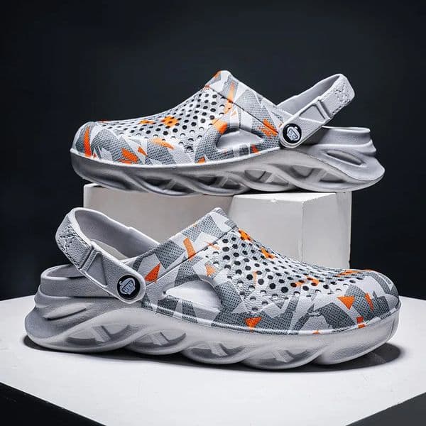 Flat Sandals Men Shoes EVA Slippers Garden Platform Sandals Man Summer Sandals Male Sneakers Outdoor Flip Flops Home Clogs 260616