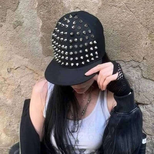 Street style rivet baseball cap men women,sun protection hat suitable for outdoor sports in spring and summer,adjustable J260616
