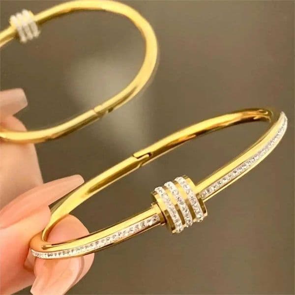 1pc Titanium Steel Bracelet Fashion Classic Style Women Simple Bracelet Prime Circle Inlaid Zircon Daily Wear Jewelry C2606161