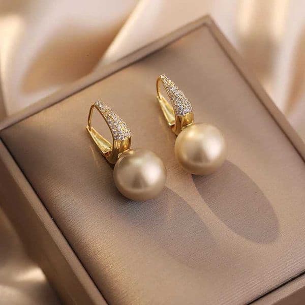 New French High end Light Luxury Imitation Pearl Zircon Earrings Womens Banquet Gift Jewelry Earrings 2024T260617