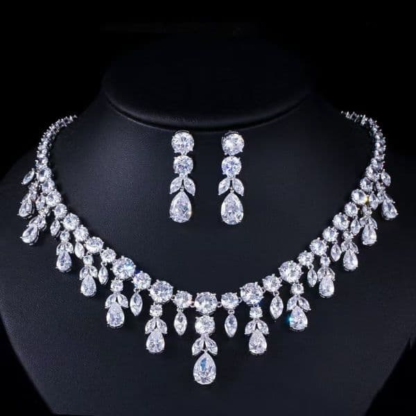 2026 new Multi Layer Water Drop Crystal Necklace & Dangle Earring Set Full Paved Clear Zircon Fringe Collar Chain Elegant Banquet Jewelry