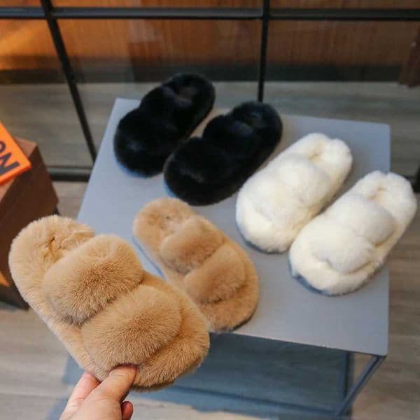 Childrens Furniture Slippers Khaki Warm Wool Girls Boys Soft Fur Slippers Autumn Winter Beige White Outside Kids Cotton Slippers Q260618
