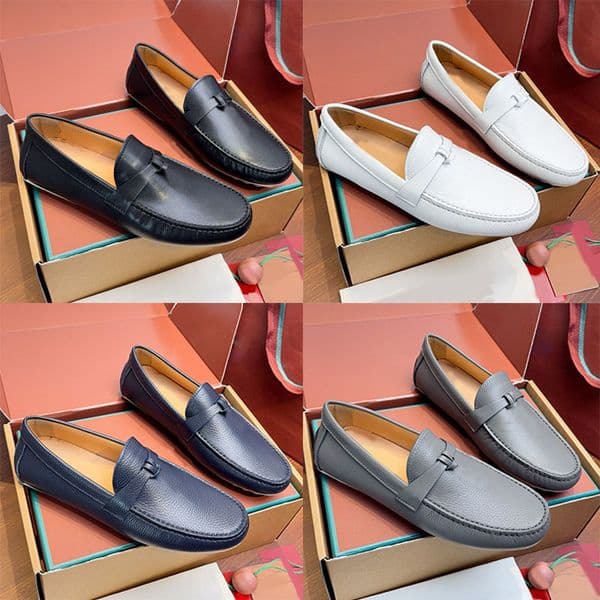 Luxury Textured Leather Man Driving Loafers Minimalist Slip On Business Shoes Chic Metal Ornament Soft Leather Lining Anti Sole Daily Office Travel Moccasin Shoes