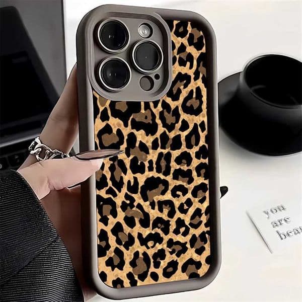 Fashion Retro Leopard Print phone case suitable for iPhone 11 12 13 15 Pro Max X XR XSMax 7 8 Plus shock-absorbing silicone soft back cover M240902