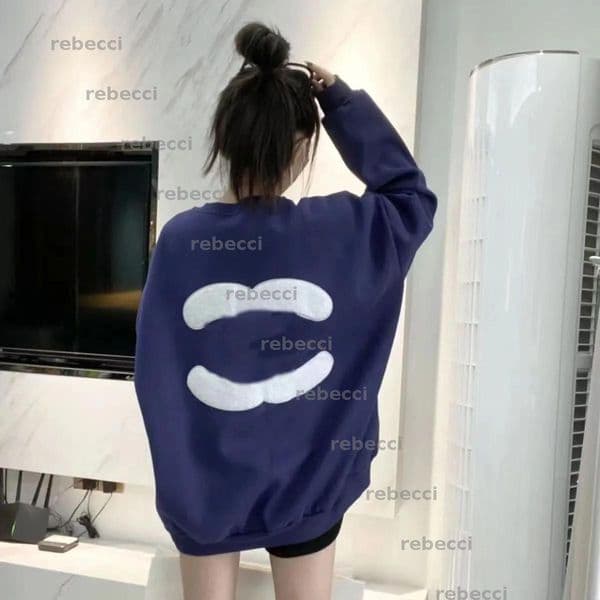 2024 autumn round neck long sleeved top classic letter couple hoodie winter new womens sweatshirt fashion black white mens hoodies CSG24090312-8