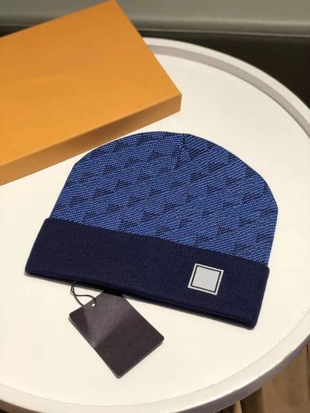 Outdoor womens cappelli Designer cap Winter knitted beanie fashionable bonnet dressy autumn hats for men skull travel skiing Knitted hat hot