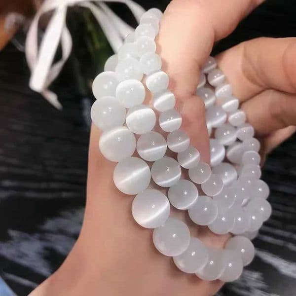 Natural Crystal Fashionable White Cat Eye Moonlight Stone Bracelet Women Elegant Charm Yoga Energy Meditation Wrist jewelryX240912
