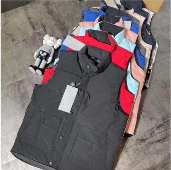 Winter gilet mens vest designer down jacket luxury woman feather filled material coat embroidered badge body warmer outerwear full label jackets pop couple coats 07