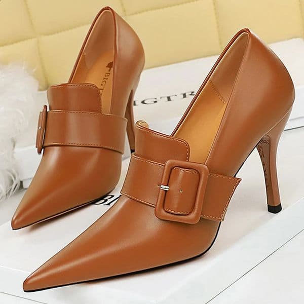 2024 Pointed Shoes Women Pumps Belt Buckle Decoration High Heels Pu Leather Shoes Female Stilettos Heels Office Career Pumps 240921