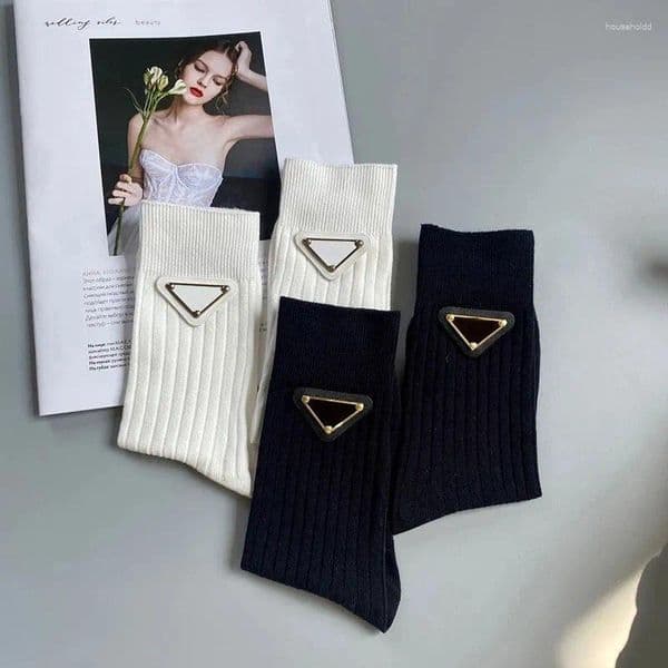 Men's Socks Unisex Europe Metal Triangle Label Men Women Designer Sock Cotton Sports Casual Girls Sexy Fashion Stocking