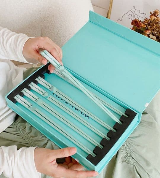 Designer Blue High Temperature Resistant Household Chopsticks 6 Pair Set Gift Box Packaging