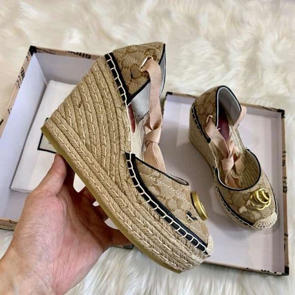 Luxury womens shoes European 24 new American sexy thick high heels gold and silver one line buckle bright leather single strap sandals brand party wedding high heels