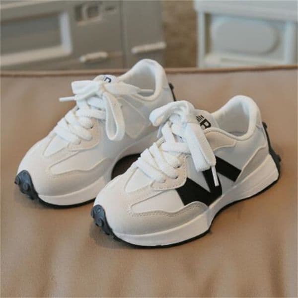 2026 New Fashion Children's Anti Slip Kids Athletic Girls Boys Sports Shoes Lightweight Breathable Child Casual Sneakers Designer