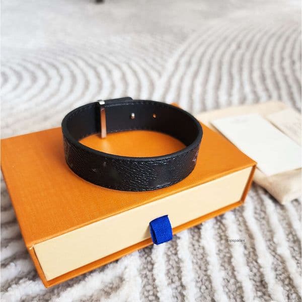Designer Jewelry Clover Bracelet Flower Bangle Silver Stainless Steel Luxury leather L slim bracelet Simple Cross men women