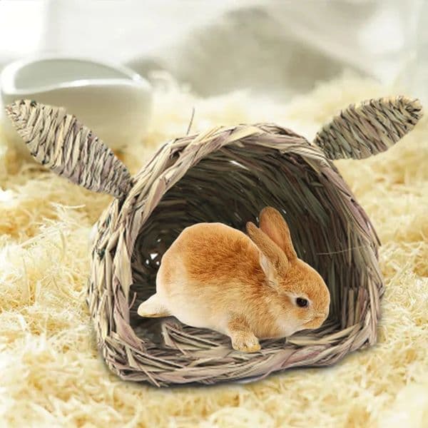 Hay Bed Grass House for Rabbit Chew Toy Hand Woven Winter Comfortable Warm Hideaway Hut Rabbit Straw Nest for Small Animals 240801