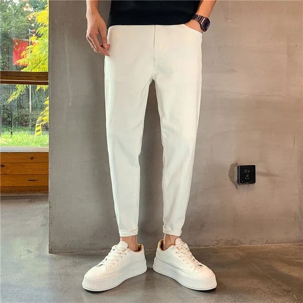 2024 Mens Streetwear Slim Straight White Jeans Smart Casual Denim Trousers Y2k Clothing Fashionable Ninth Pants 240806