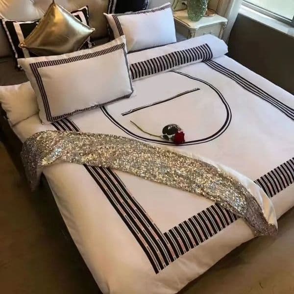 2026 Designer 4Pcs Full European Style Trendy Elegant Ordinary Comforter Queen Size Leisure Comfortable Bedding Set Jf017 B23 Free Shipping