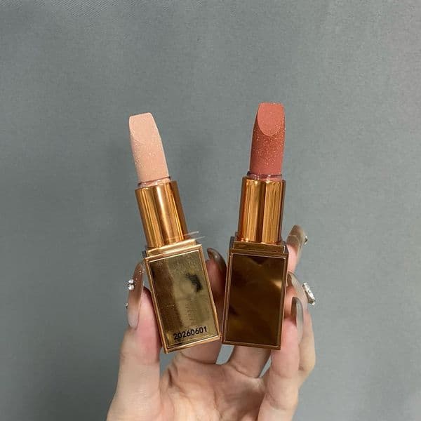 Brand Sun Spark Sunlight Lipstick Gliter Lip Makeup Lipstick Waterproof Long Lasting Glossy High Pigmented Diamond Pearlescent Cosmetic