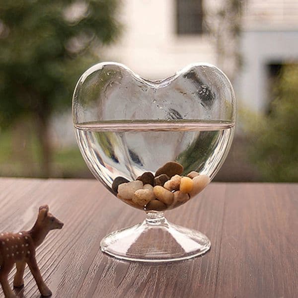 2026 Transparent Glass Vase Bookshelf Flower Arrangement Desktop perfume Cabinet Heart Shaped For Bedroom cologne Study Room Dorm Birthday Gift Free Shipping