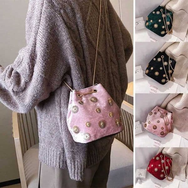 New Drawstring Shoulder Bags Elegant Velvet Handbag Large Capacity Crossbody Bucket Tote with Golden Chain Shoulder Strap CL240816