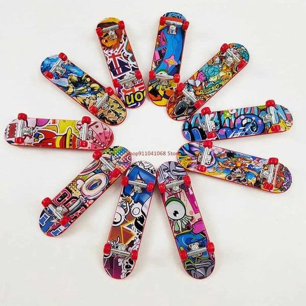 10pcs/Lot Aluminum Alloy Mini Finger Skateboards Unti-smooth Fingerboard Boys Toy Finger Skate Tech Truck Party Favors Gifts Y240817