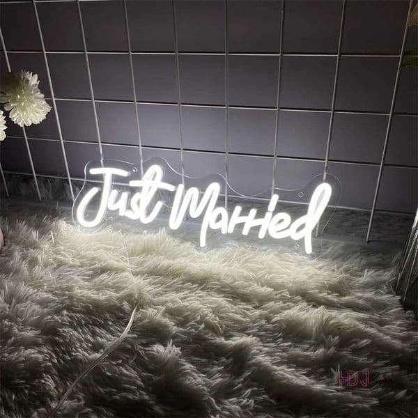 LED neon lights just got married customized LED night lights for room wall decoration wedding decoration sign board neon lights X2412101
