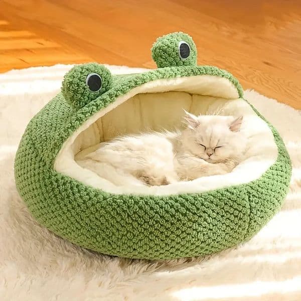 Green Cartoon Frog Type Semi-Enclosed Cat Nest 240814