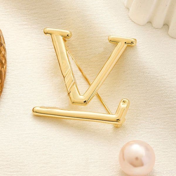 Luxury Brooch Silver Gold Plated Designer Jewelry Women Brand Letter Brooches High Quality Pins Wedding Gift
