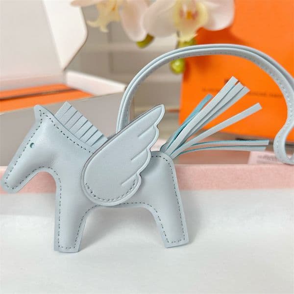 designer Designer Leather Keychains Men Women Horse Bag Charm Keyring Lovers Key Ring keychain wallet1001