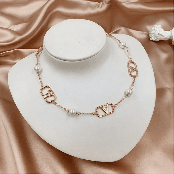 Designer Necklace Luxury Atmosphere Jewelry Charm Women's Collar Dating Party Designer Jewelry High Quality Birthday Party Jewelry Gifts