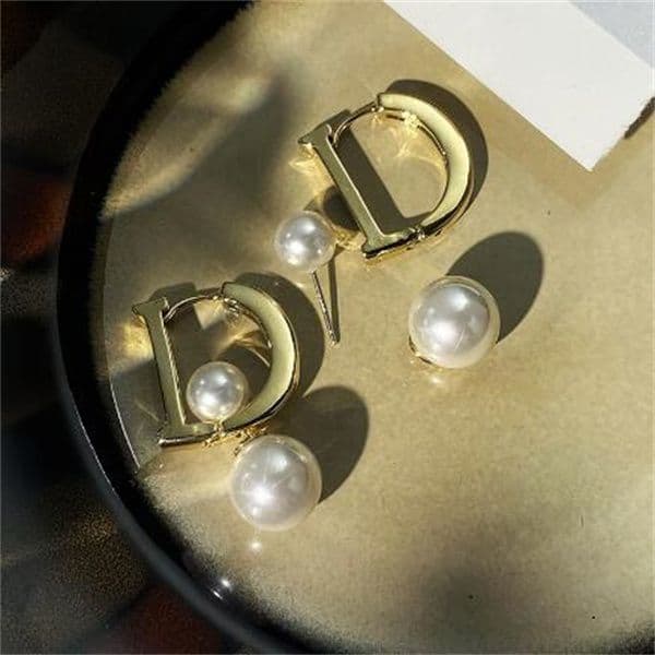 Stud Charm Trendy Letter D Pearl Drop Dangle Earrings for Women Luxury Gold Color Stainless Steel Korea Fashion Hoop Jewelry Gift