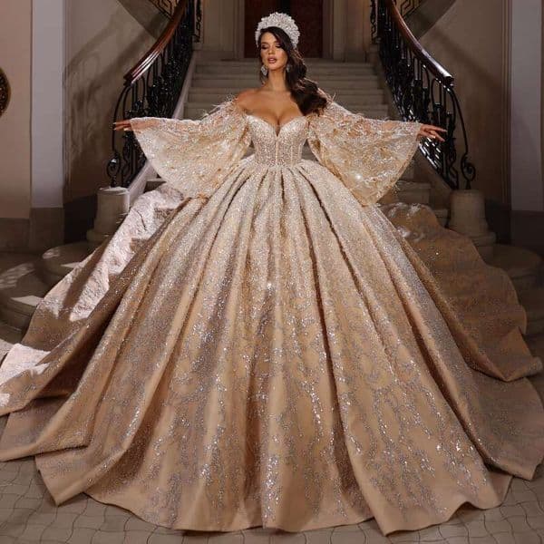 Charming Sweetheart Shiny Ball Gown Wedding Dress 2024 Romantic Off Shoulder Appliques Feather Beading Princess Bridal Go