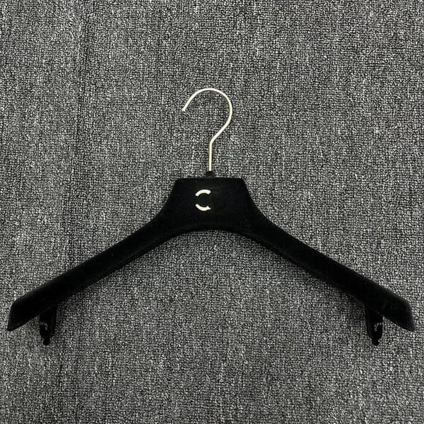 3PCS Designer black hangers anti slip coat hanger pants storage clothing stores fashion creative lingerie racks clothes stand