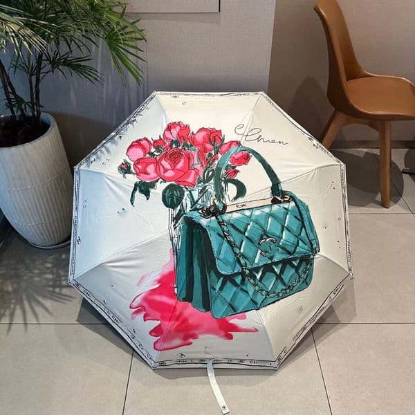 Designer wer Bag Pattern Sun Snow Protection Rubber Classic Letter Graffiti Black White Automatic Triple Fold Umbrella