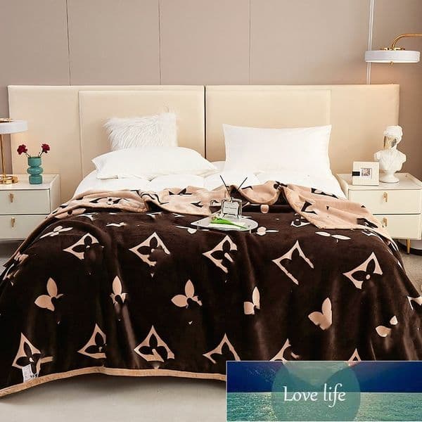 Fashion Milk Velvet Blanket Thickened Warm Gift Blanket Nap Flannel Blankets Comforter Children's Blankets