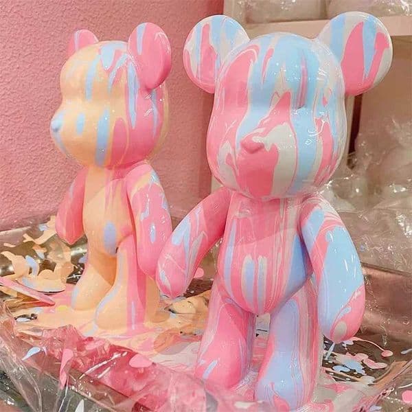Decorative Objects Figurines DIY Fluid Pigment Bear Sculpture Graffiti Painting Animal Violent Bear Manual Creative Room Decoration Bearbrick Model Craft T24050