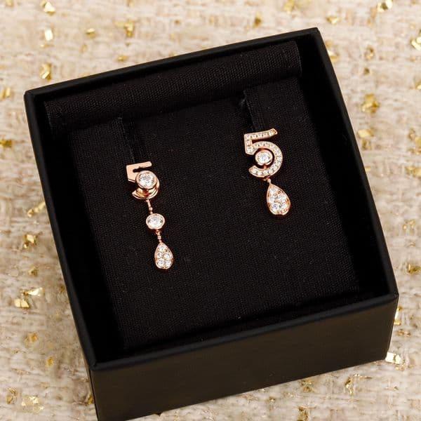 luxury quality charm drop earring with diamond and number shape designer jewelry in two colors plated have stamp PS3664B
