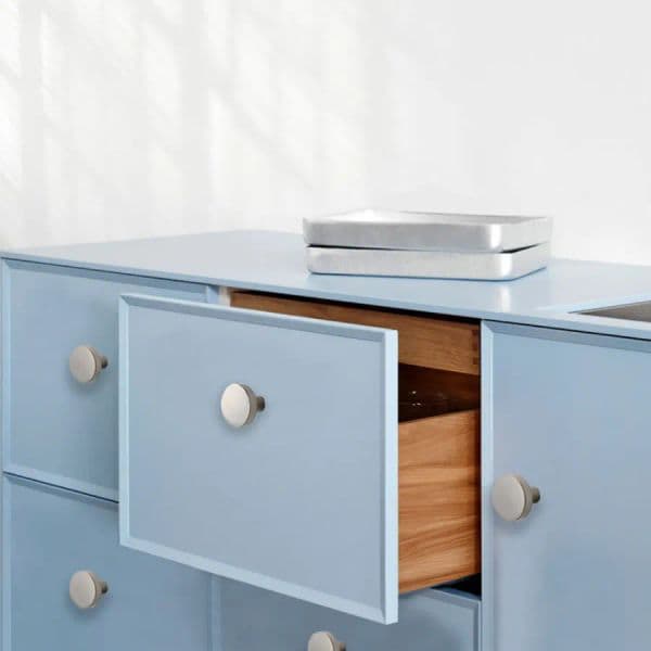 Colourful Children's Furniture Knobs Modern Simple Style Round Knobs and Handles for Drawers Children's Room Decoration