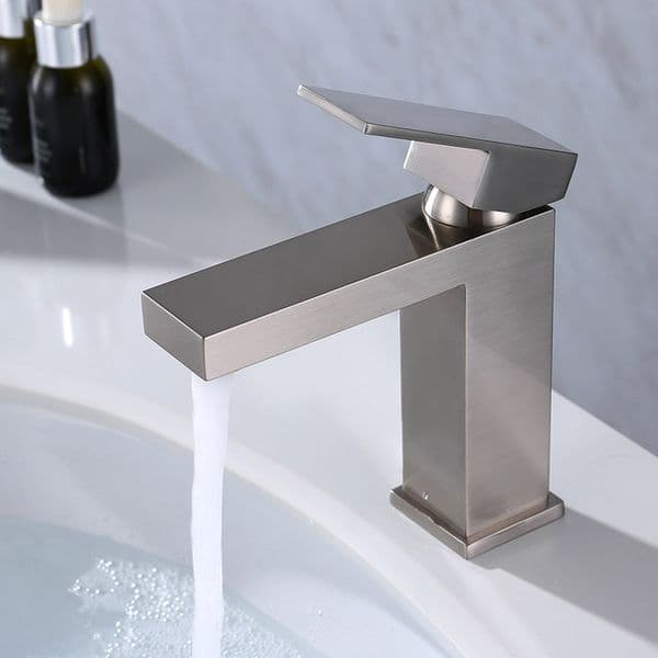 Brushed Gold Square Bathroom Hot And Cold Faucet 100% Soild Brass Matte Black High Quality Single Hole Basin Water Mixer Tap