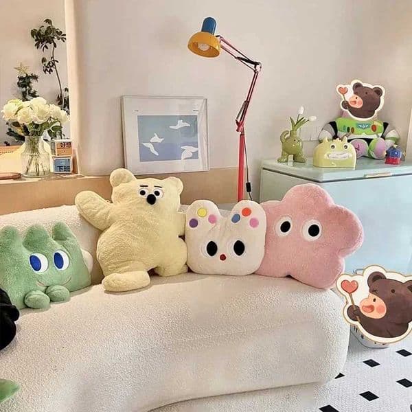 2026 New Plush Pillows Cushions Maternity Ins Cute Cushion Kawaii Throw Bear Cat Toy Office Sofa Sitting Birthday Gifts Christmas Home Decor Wx5.29 Toys