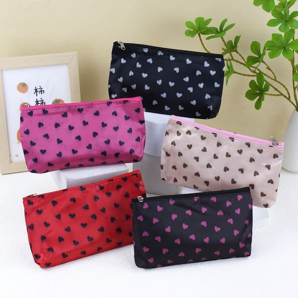 New Alphabet Makeup Bag Creative Heart Printing Cosmetic Bags Cases Cute Pencil Pen Makeup Bag Mini Pouches Toiletry