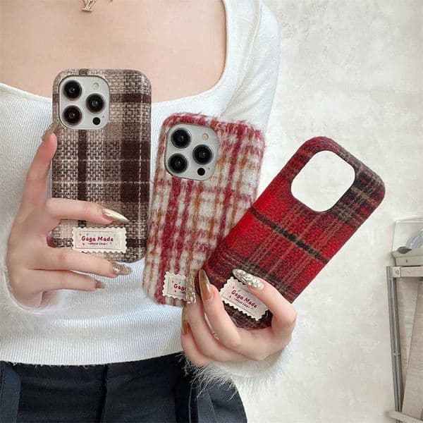 New Arrival High end luxury mesh fabric plush phone case suitable for iPhone 16 15 13 Pro Max Plus autumn warm shock resistant cover Z241209